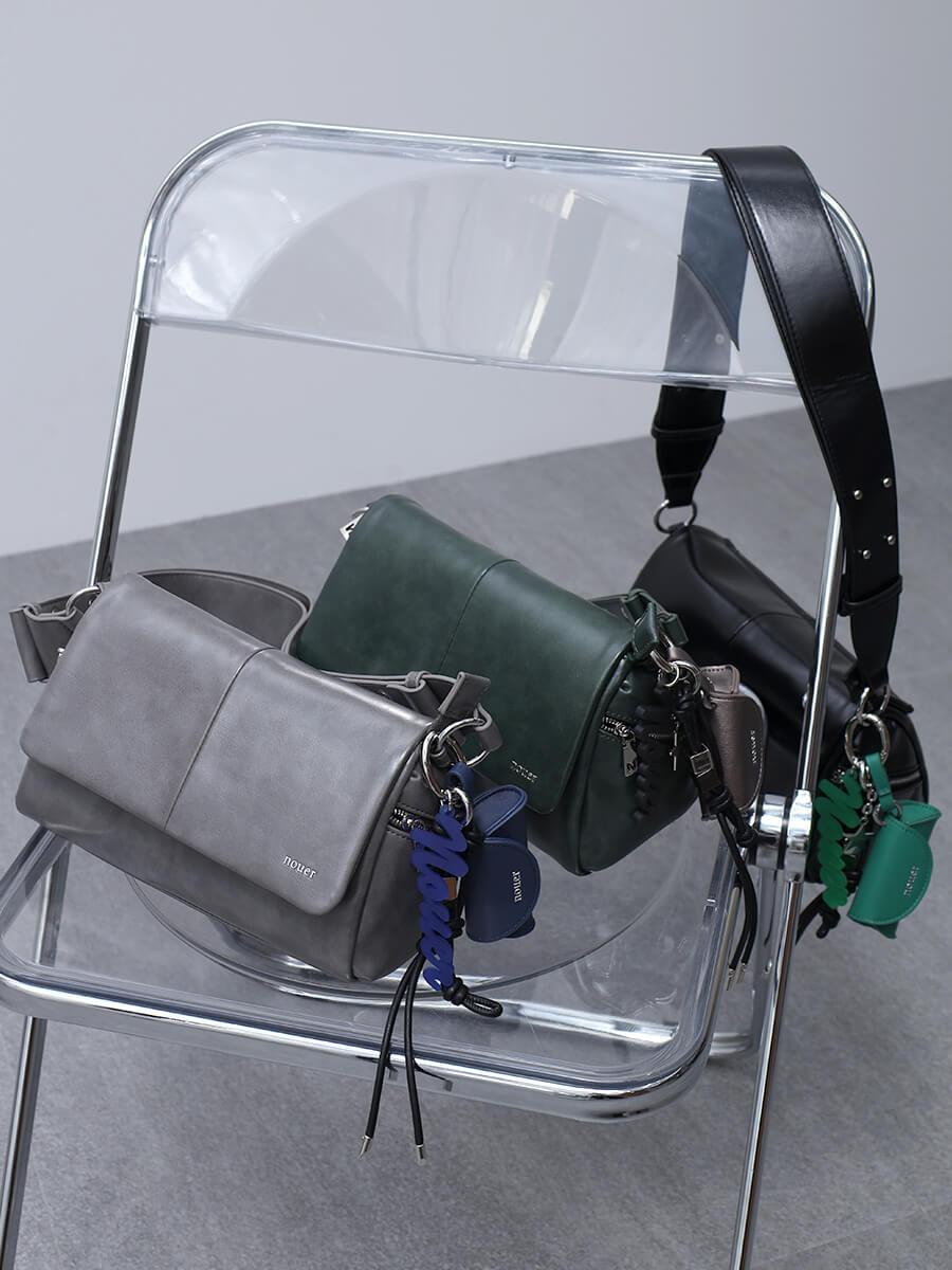 【WEB限定カラーあり】マルチチャームショルダーバッグ